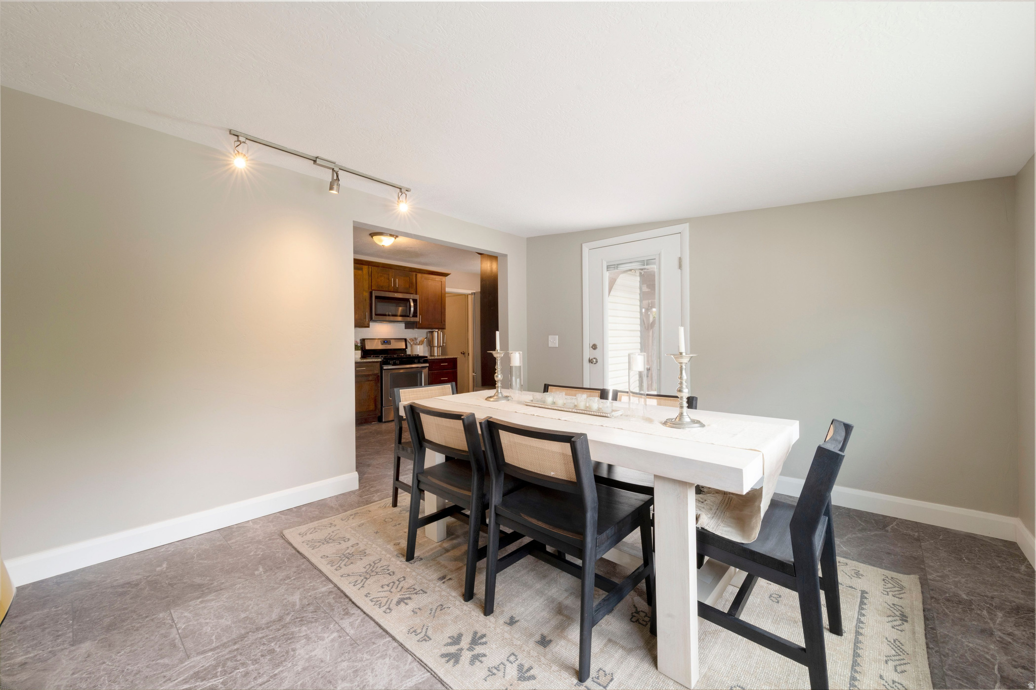 VIEW HEIGHTS - Residential