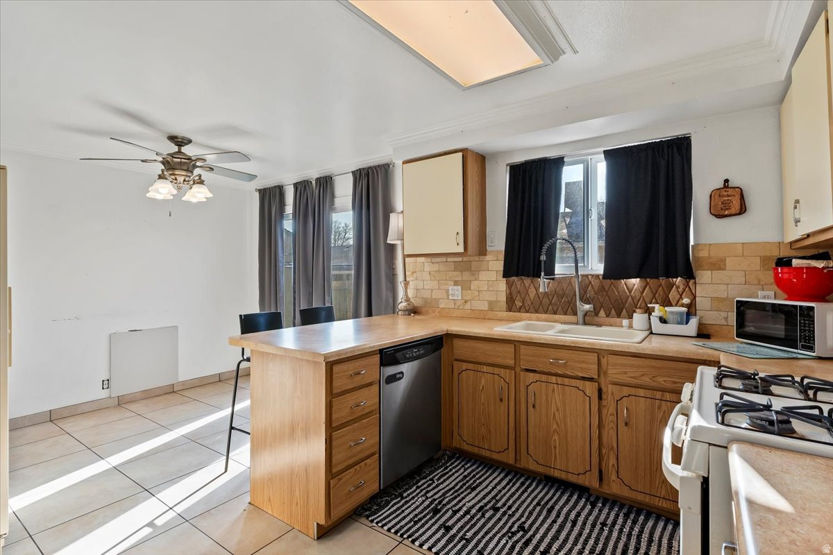 INDIAN VILLAGE - Residential