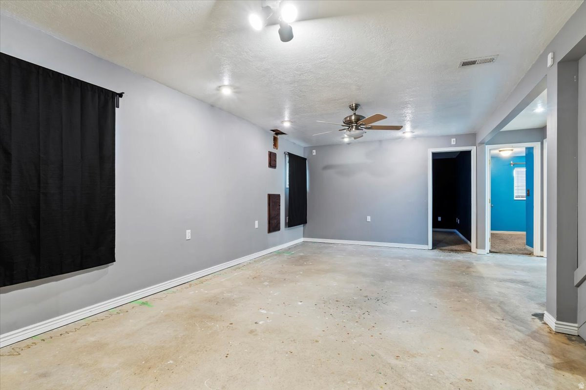 INDIAN VILLAGE - Residential