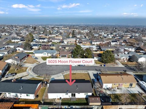 Tiny photo for 5025 W MOON FLOWER CIR S, Kearns, UT 84118 (MLS # 2130614)