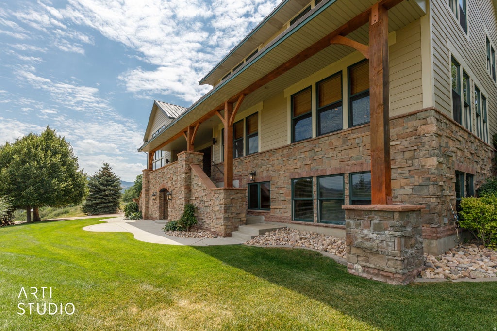 Photo of 1797 S 8900 E, Huntsville, UT 84317 (MLS # 2186315)