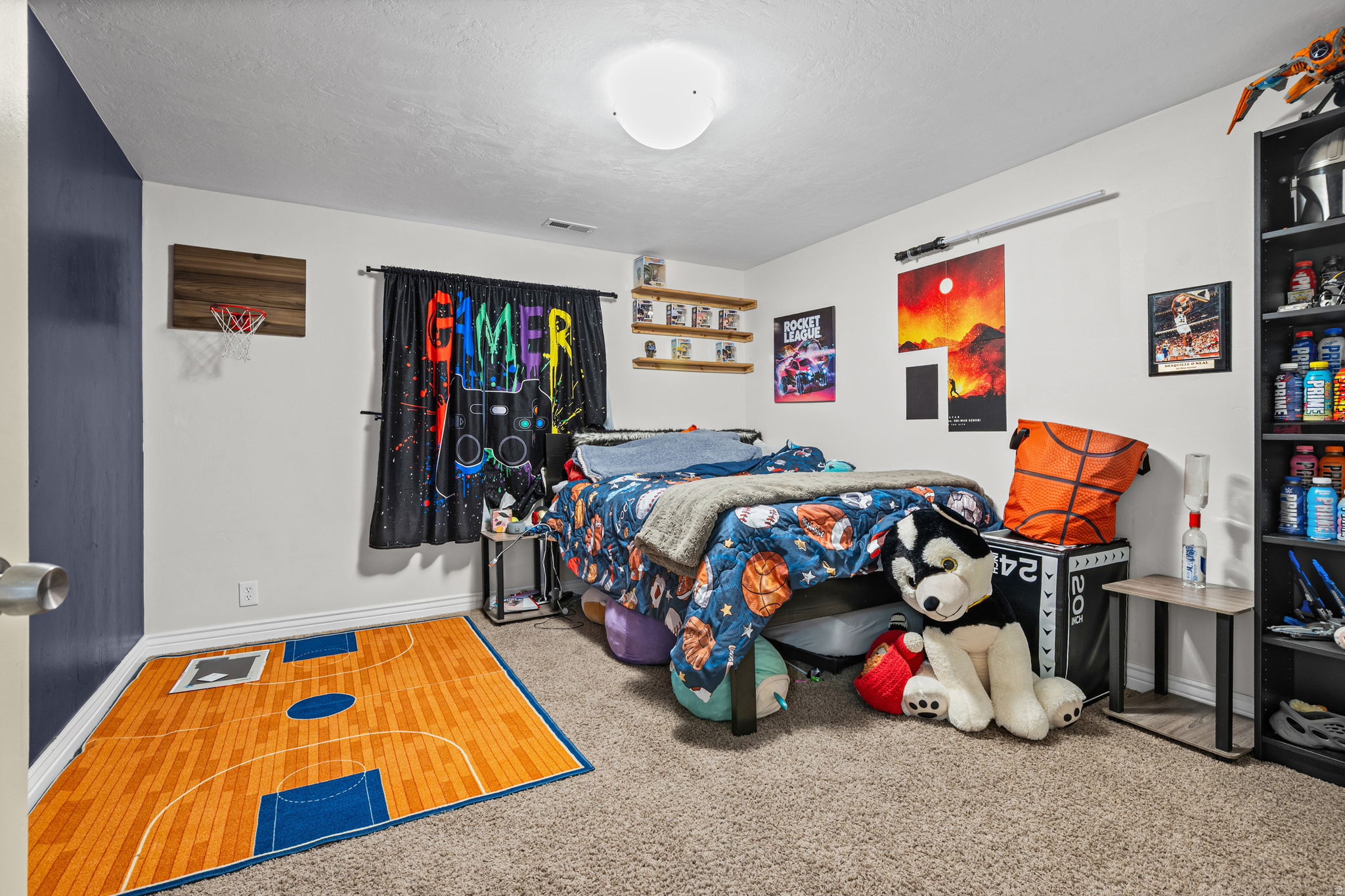 THE BENCHES - Residential