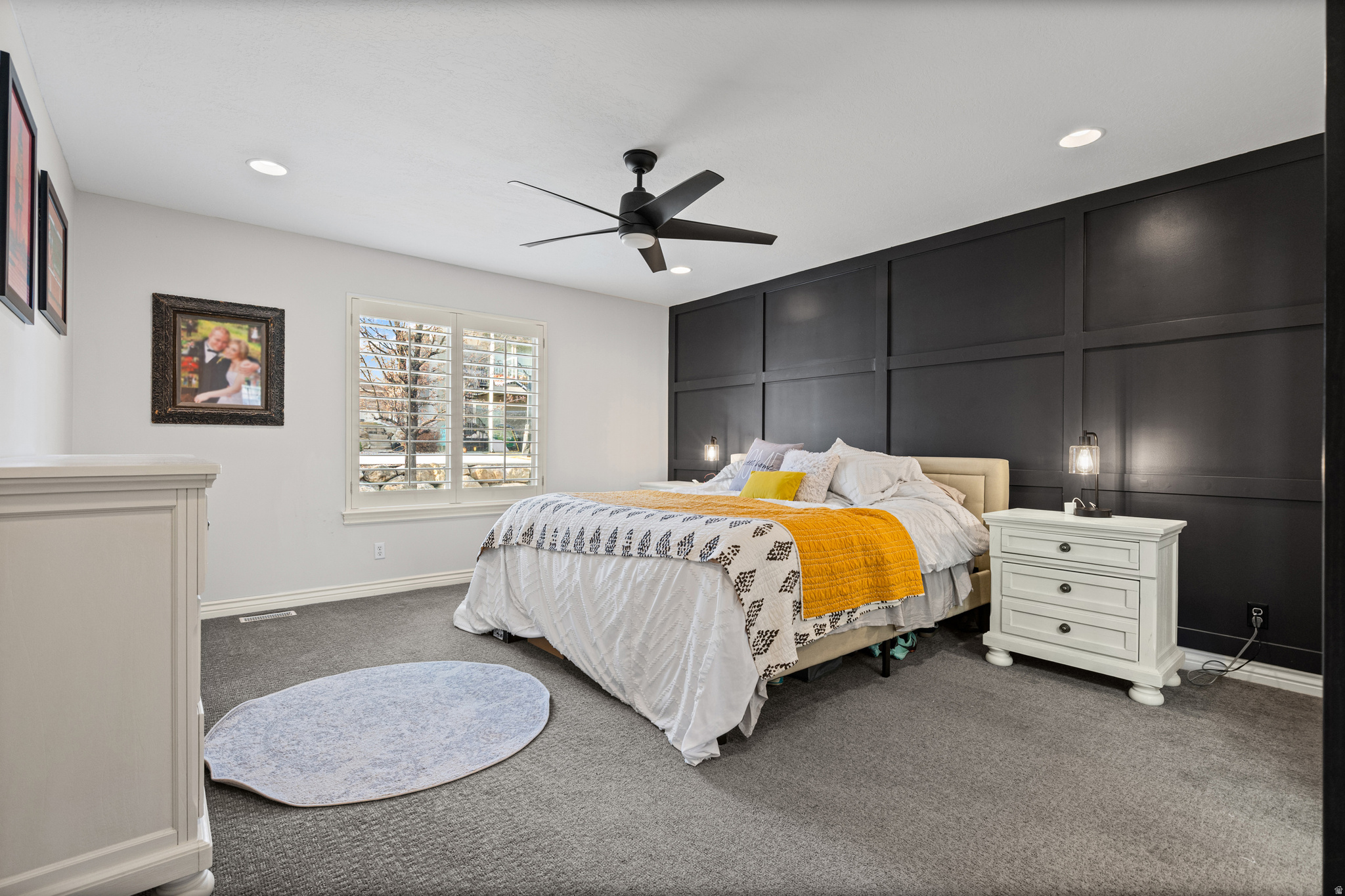 THE BENCHES - Residential