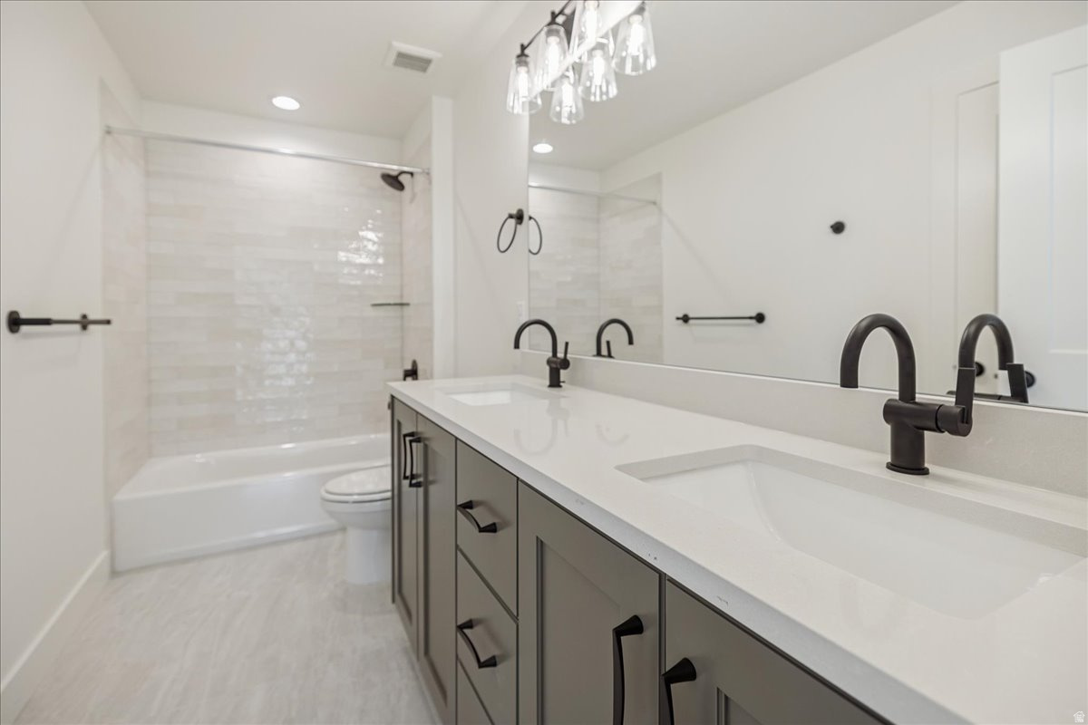 BEACON POINTE - Residential