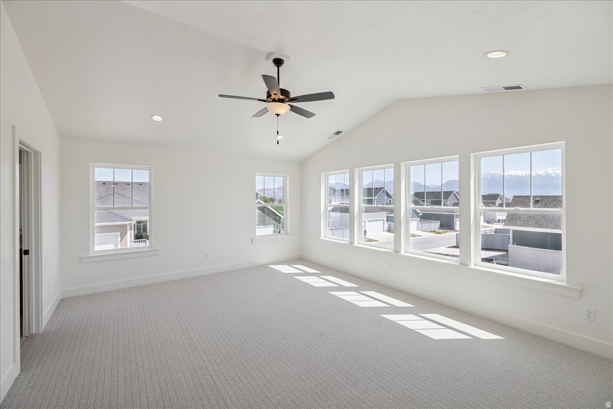 BEACON POINTE - Residential