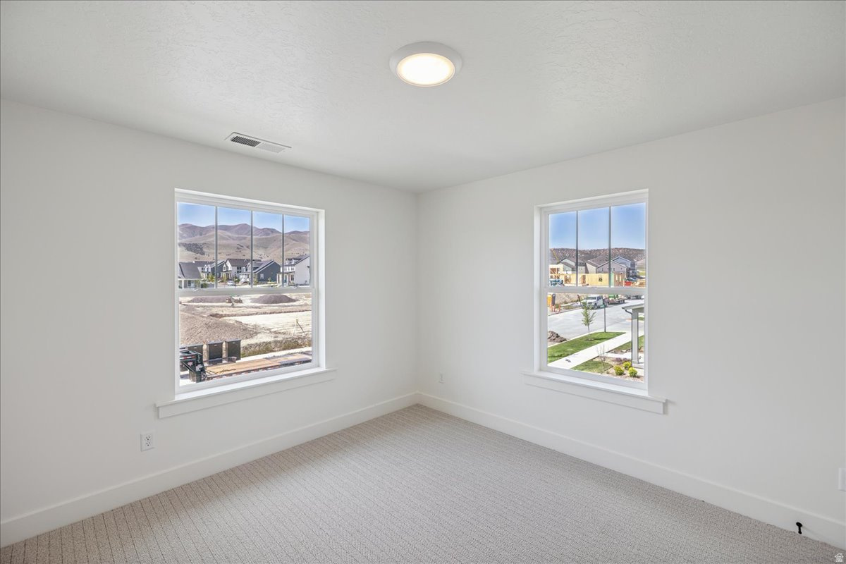 BEACON POINTE - Residential
