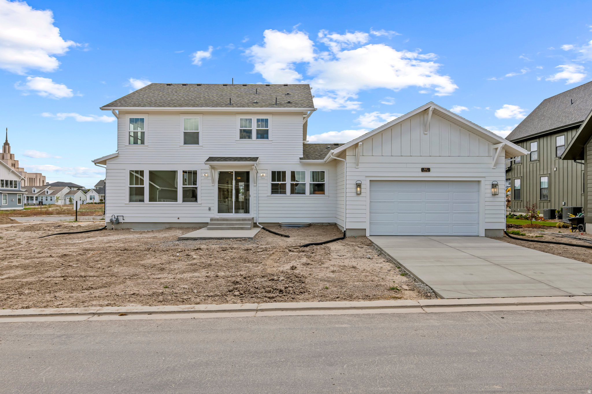 BEACON POINTE - Residential
