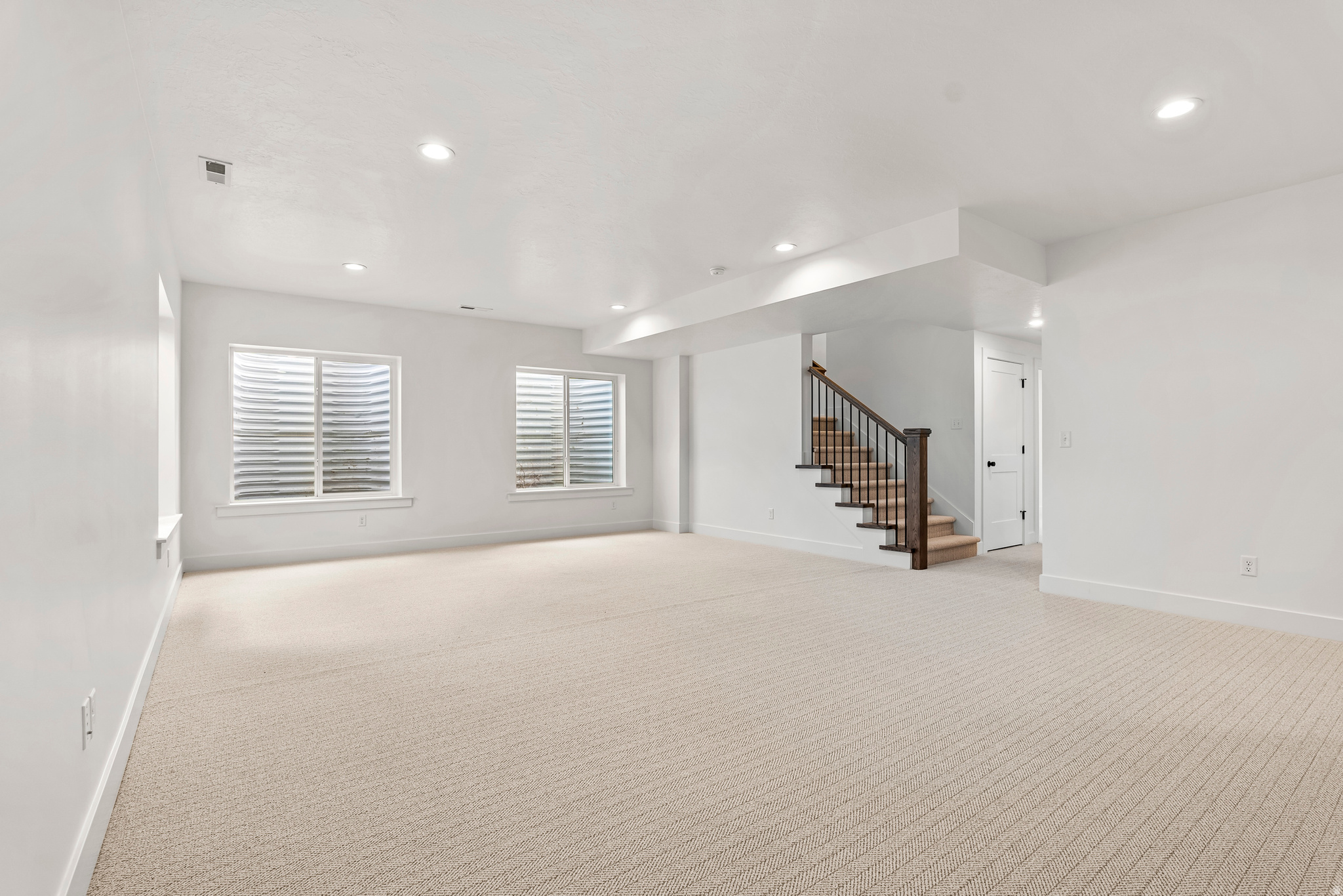 BEACON POINTE - Residential