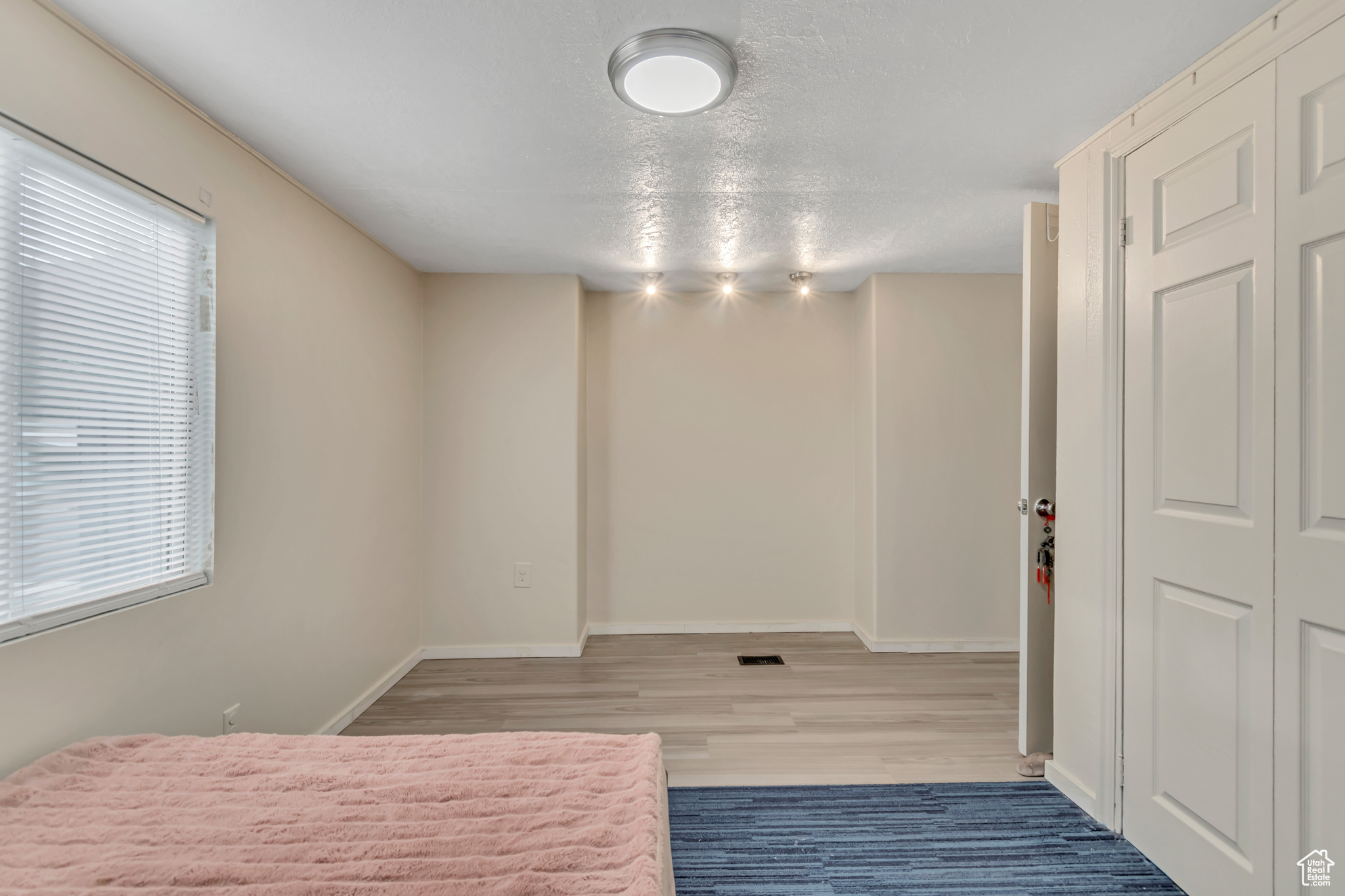 244 E CRESCENT PKWY S 206