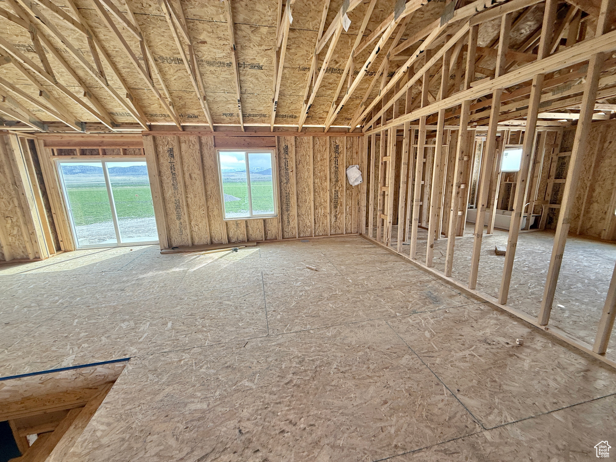 MOUNTAIN VIEW PH 2 - Residential