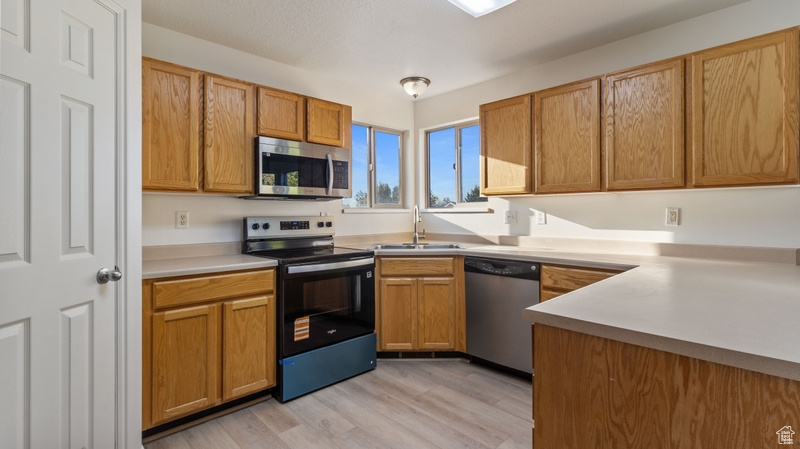 FREEDOM ESTATES - Residential