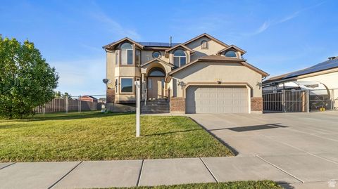 Photo of 4632 W 5750 S, Hooper, UT 84315 (MLS # 2115655)
