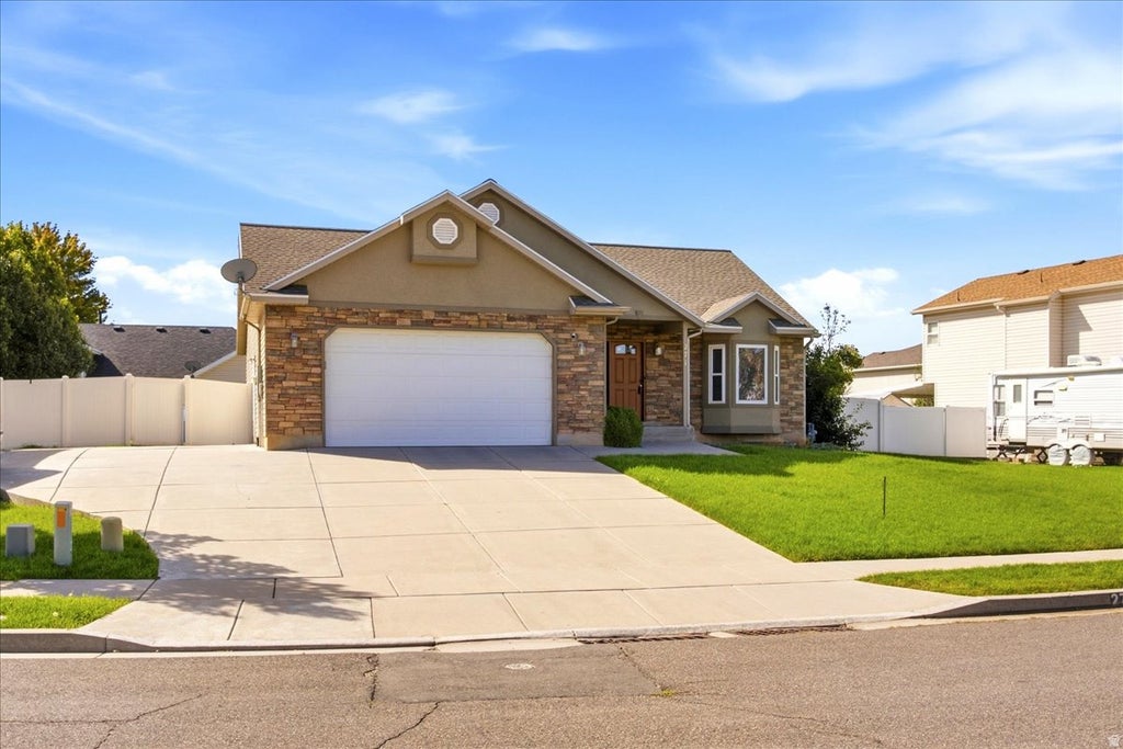 Photo of 271 W 1825 N, North Ogden, UT 84414 (MLS # 2186782)