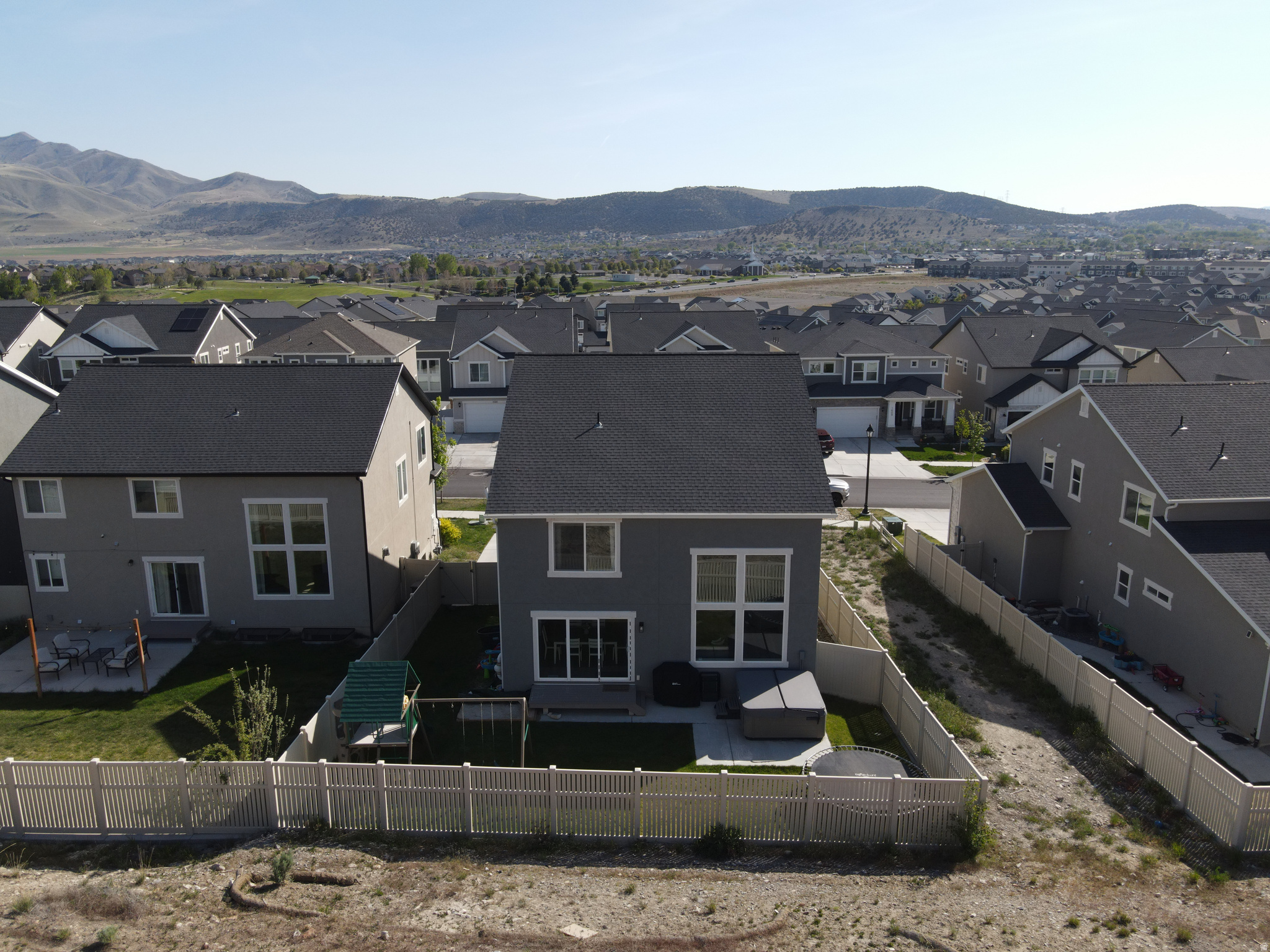 QUAILHILL AT MT. SARATOGA - Residential