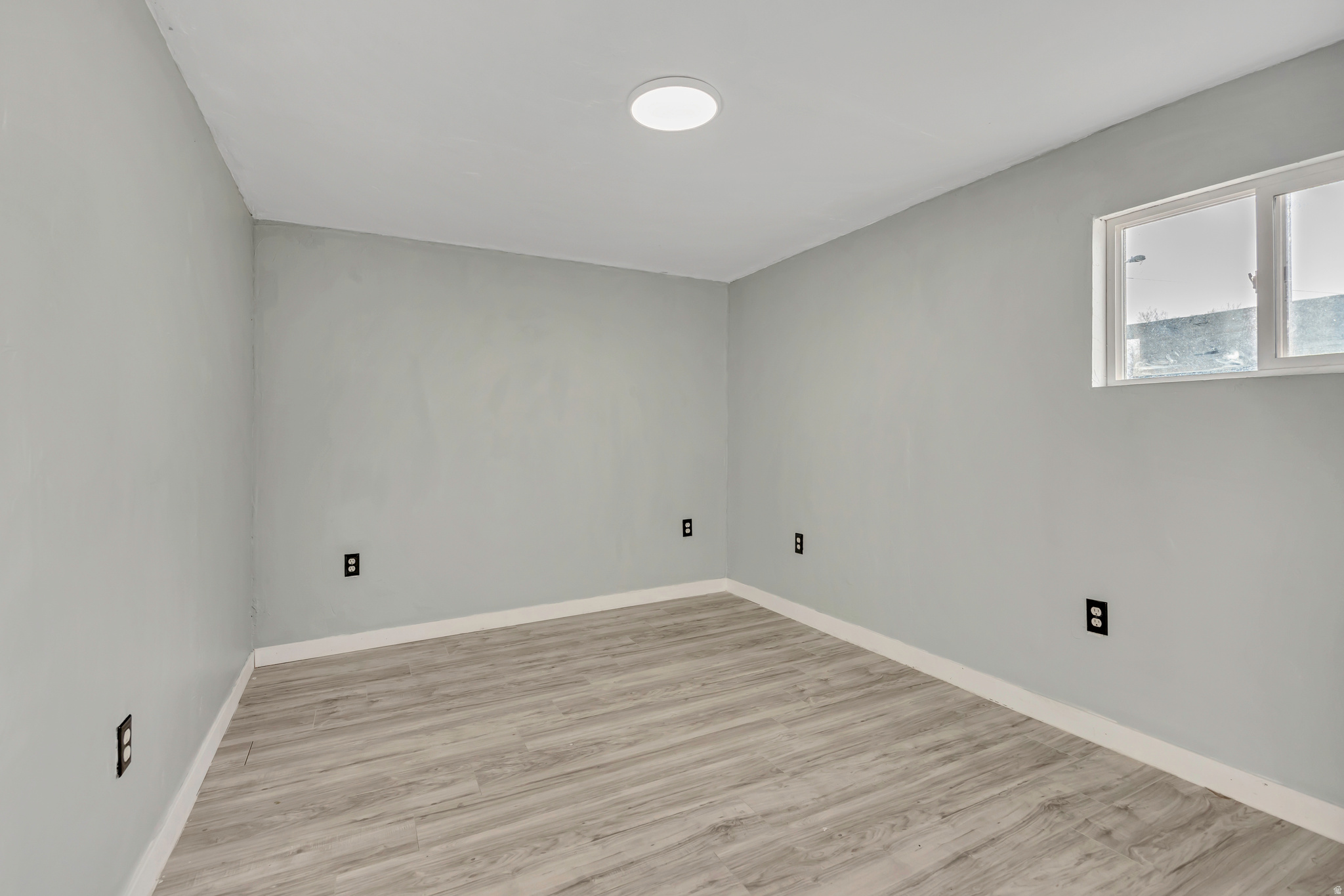 TOWN AND COUNTRY - Residential