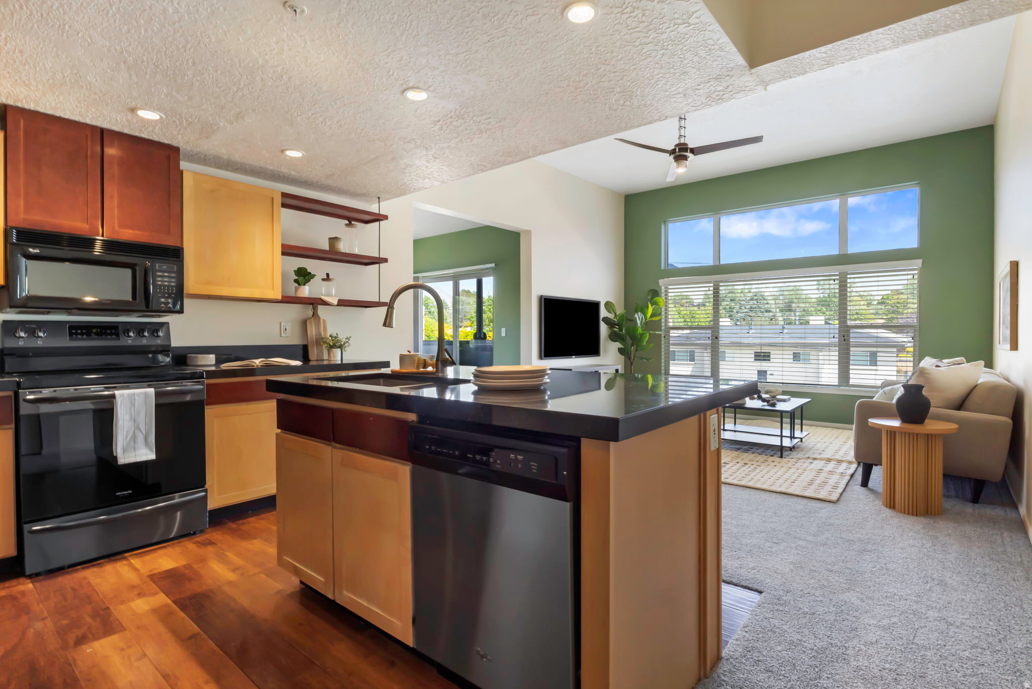 4340 HIGHLAND - Residential