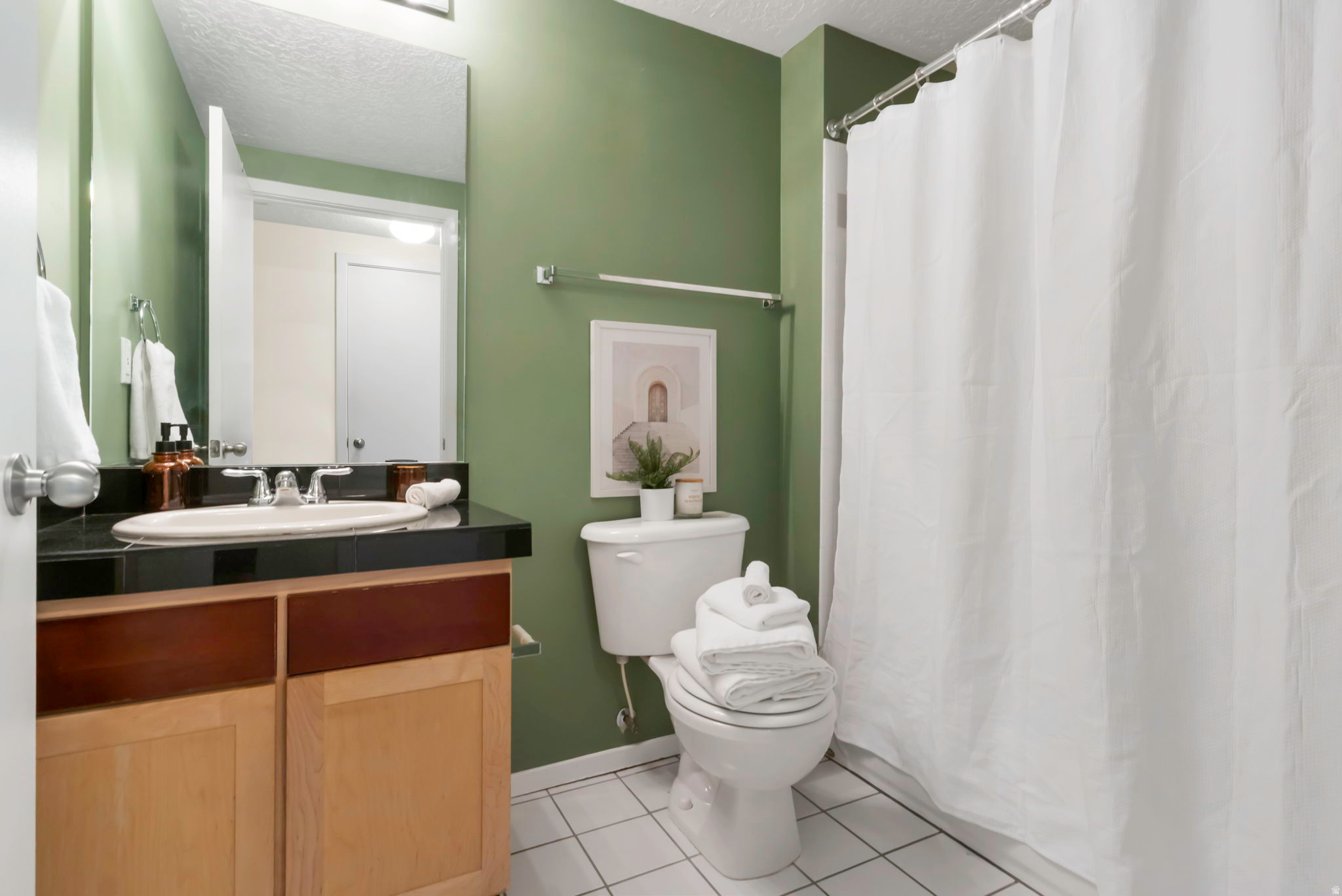 4340 HIGHLAND - Residential