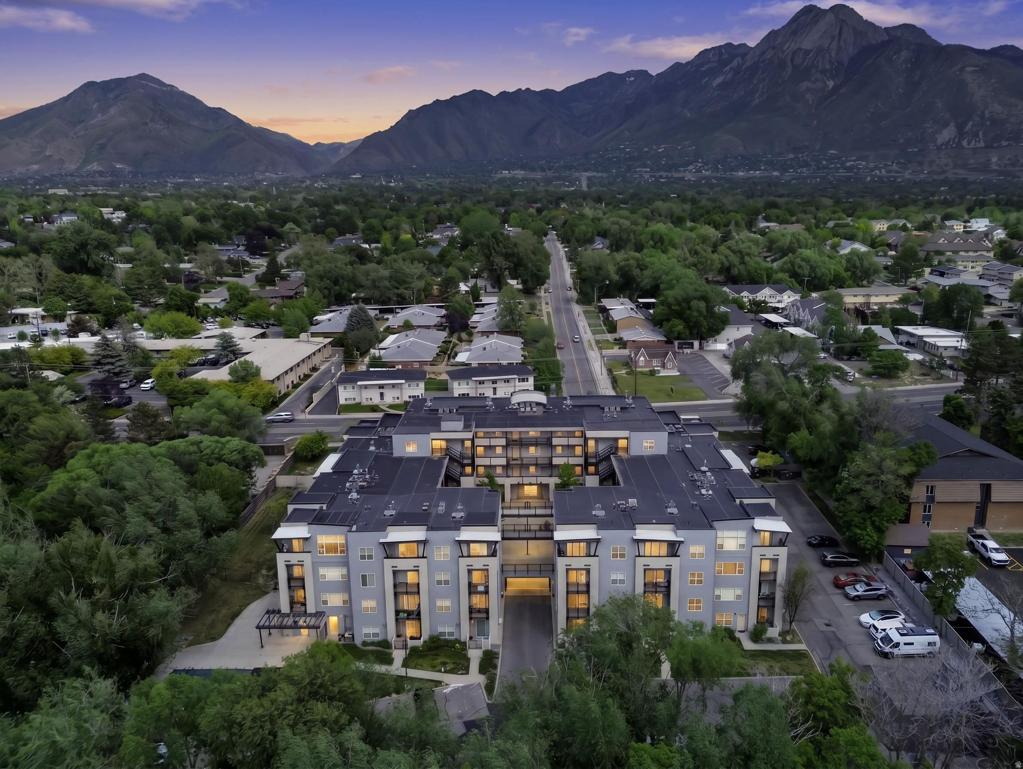 4340 HIGHLAND - Residential