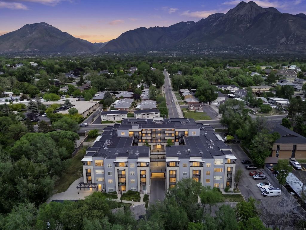 Photo of 4340 HIGHLAND DR #306, Salt Lake City, UT 84124 (MLS # 2157944)