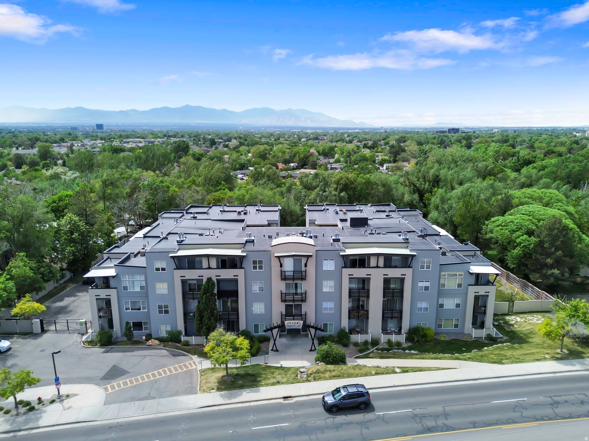4340 HIGHLAND - Residential