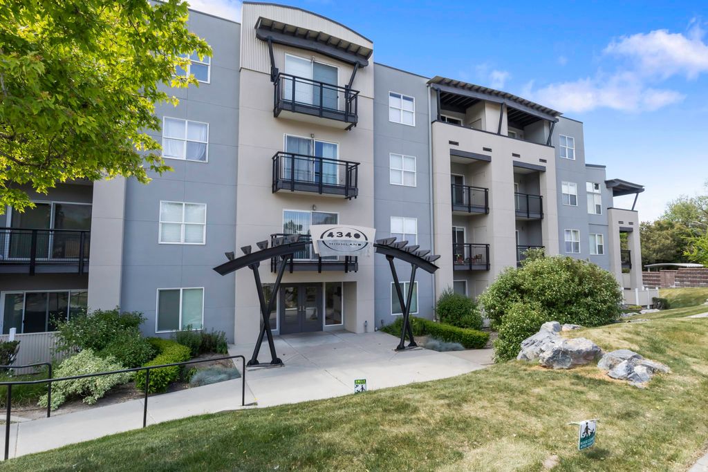 Photo of 4340 HIGHLAND DR #306, Salt Lake City, UT 84124 (MLS # 2157944)
