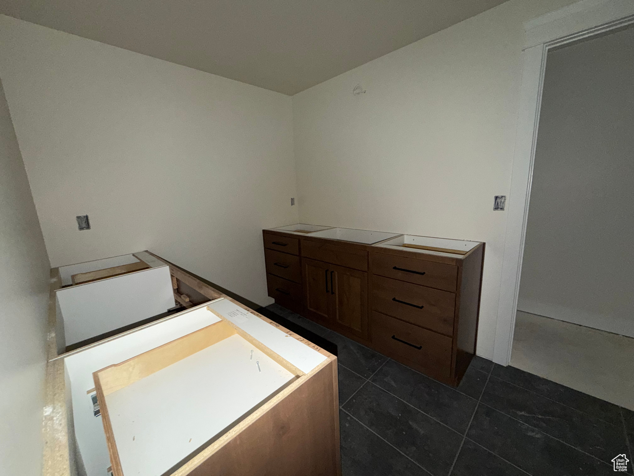 OAKS AT OAKRIDGE - Residential