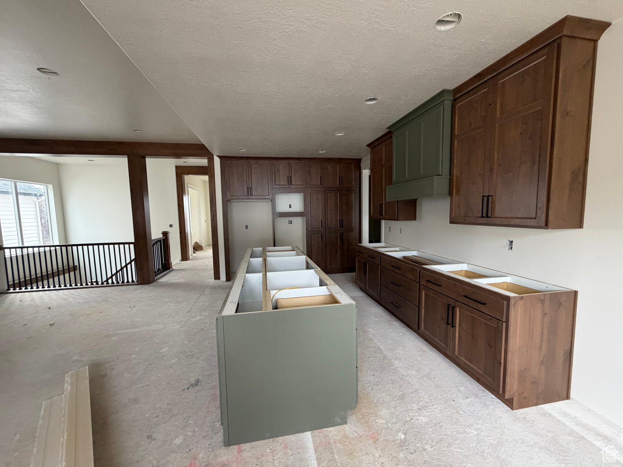 OAKS AT OAKRIDGE - Residential