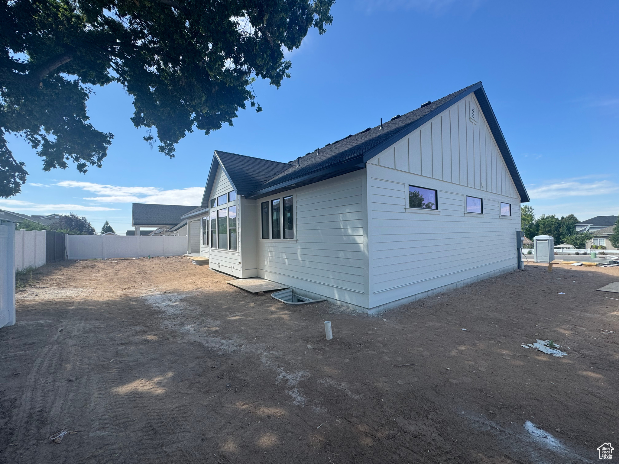 1204 N 1875 E 5