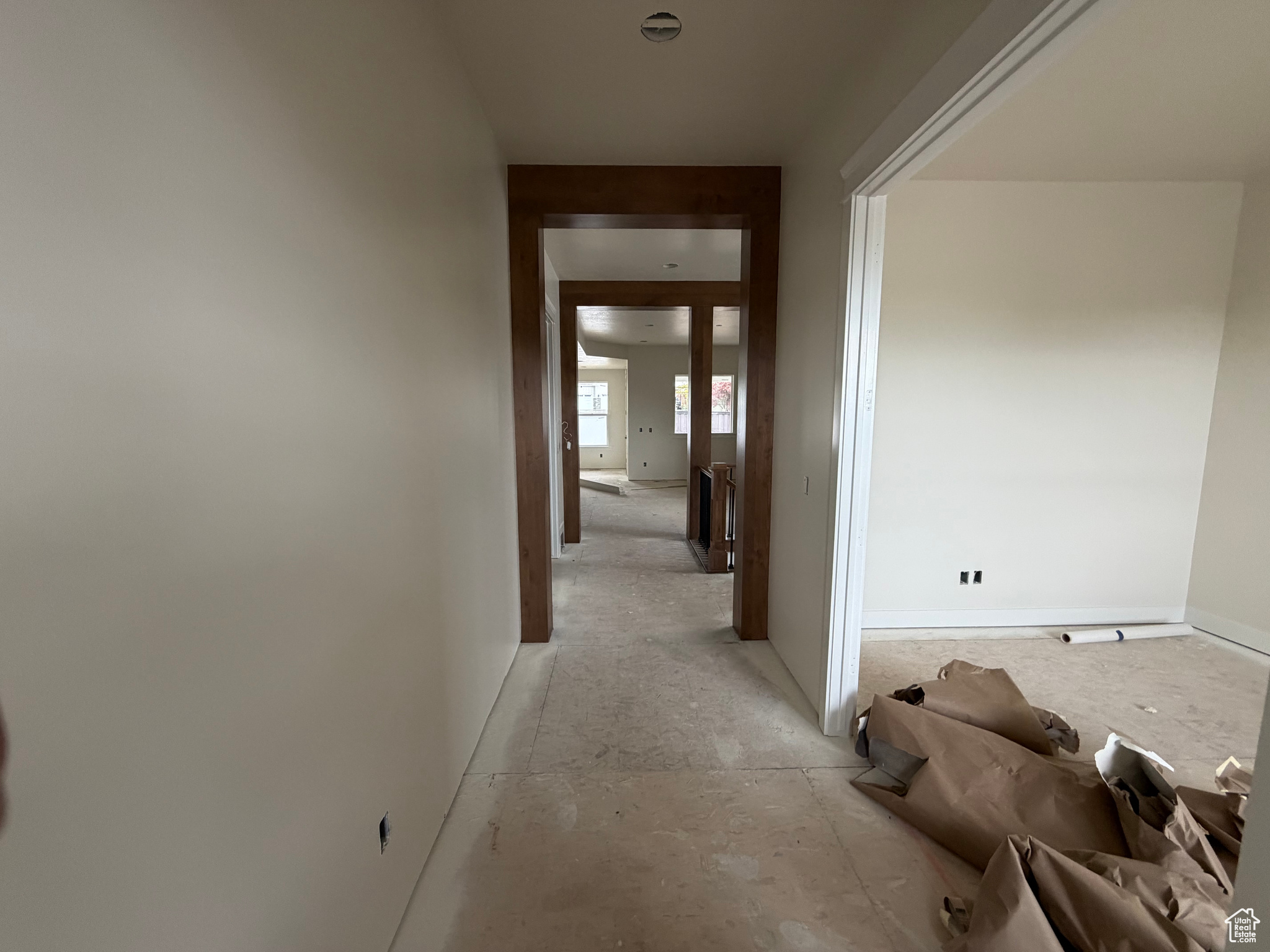 OAKS AT OAKRIDGE - Residential