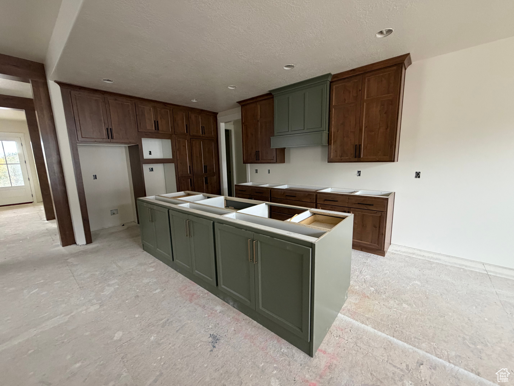 OAKS AT OAKRIDGE - Residential