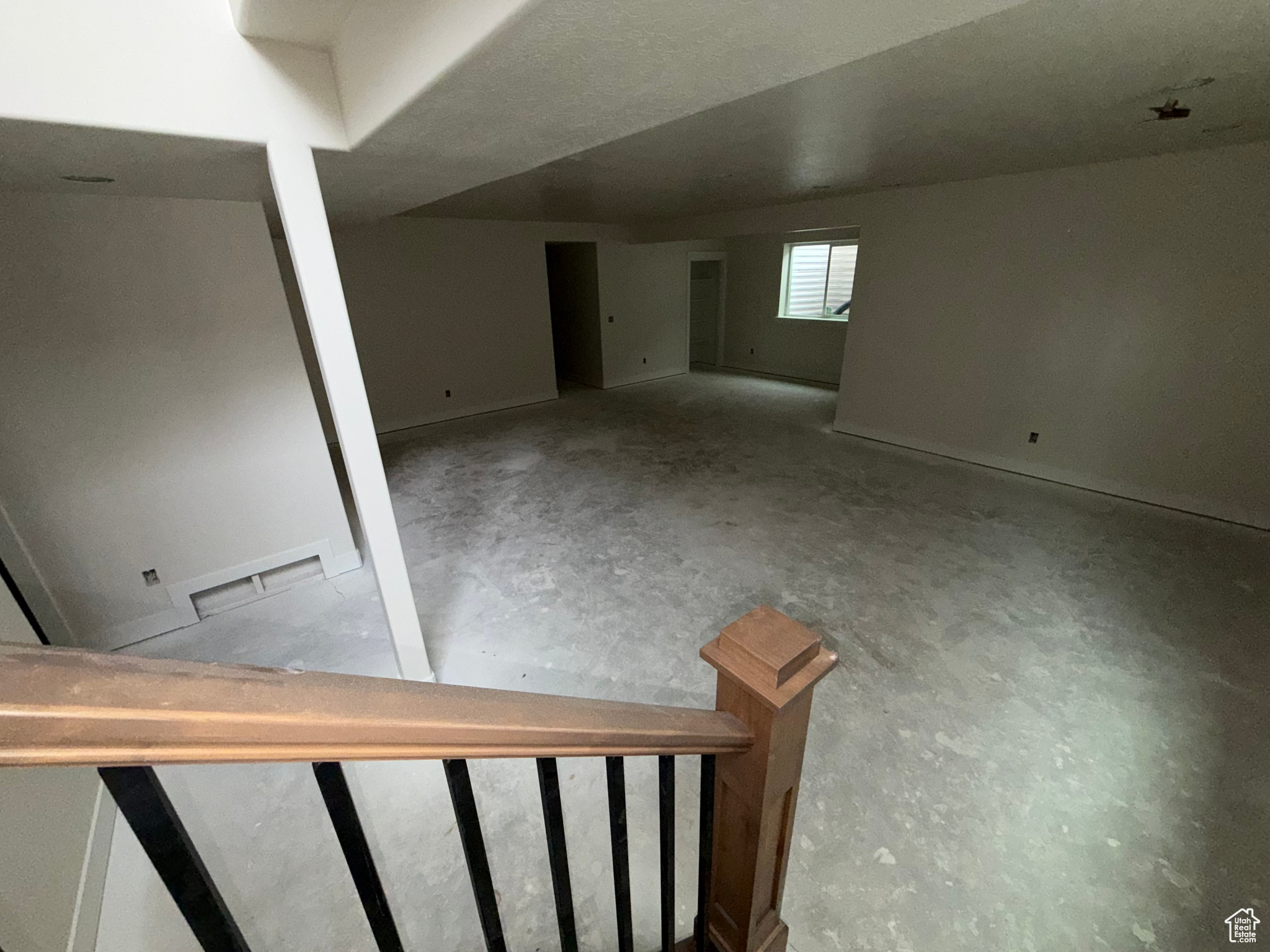 OAKS AT OAKRIDGE - Residential