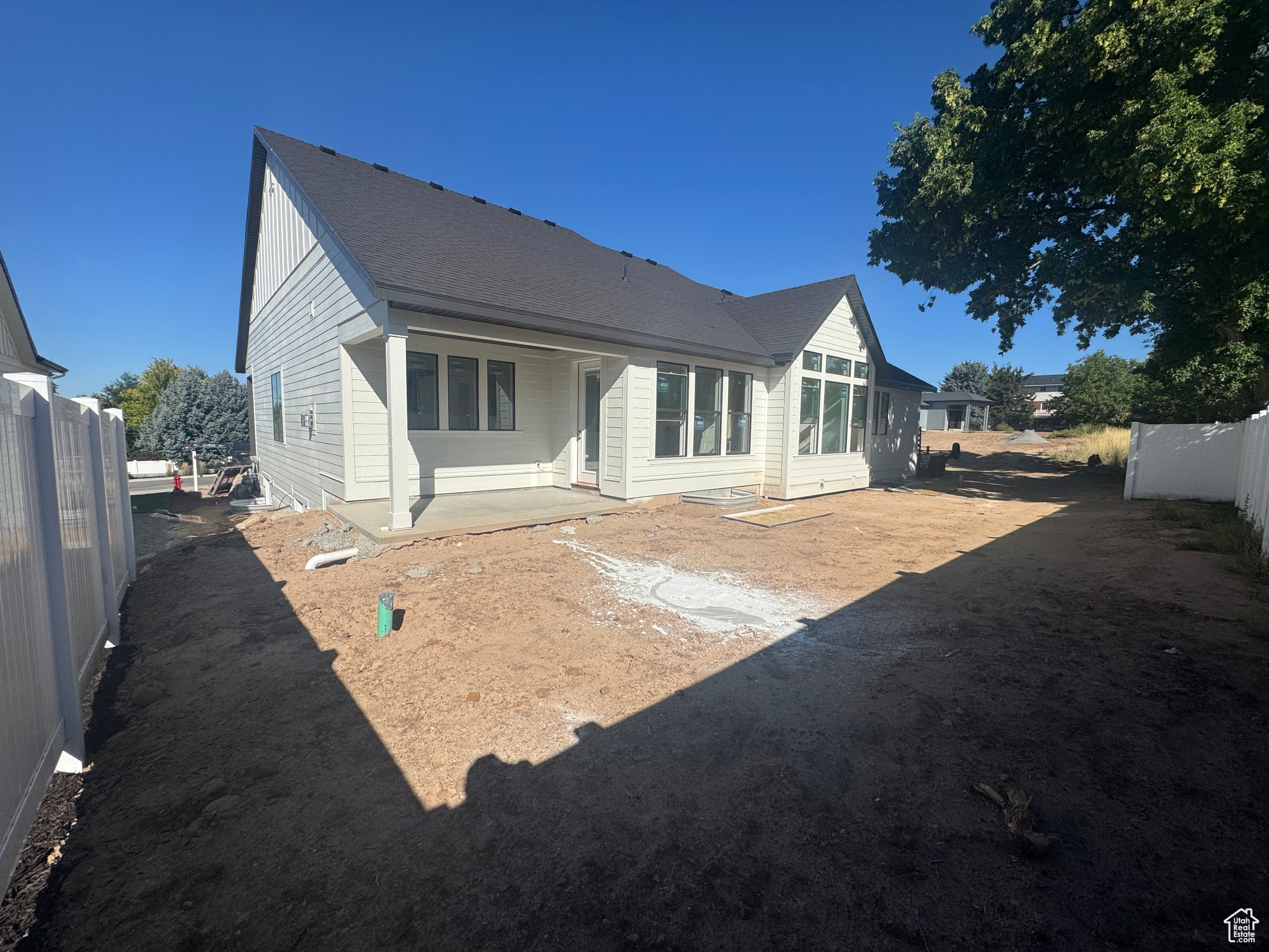 OAKS AT OAKRIDGE - Residential