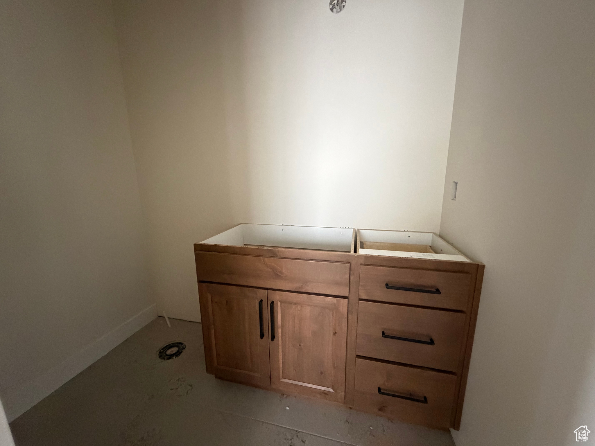 OAKS AT OAKRIDGE - Residential