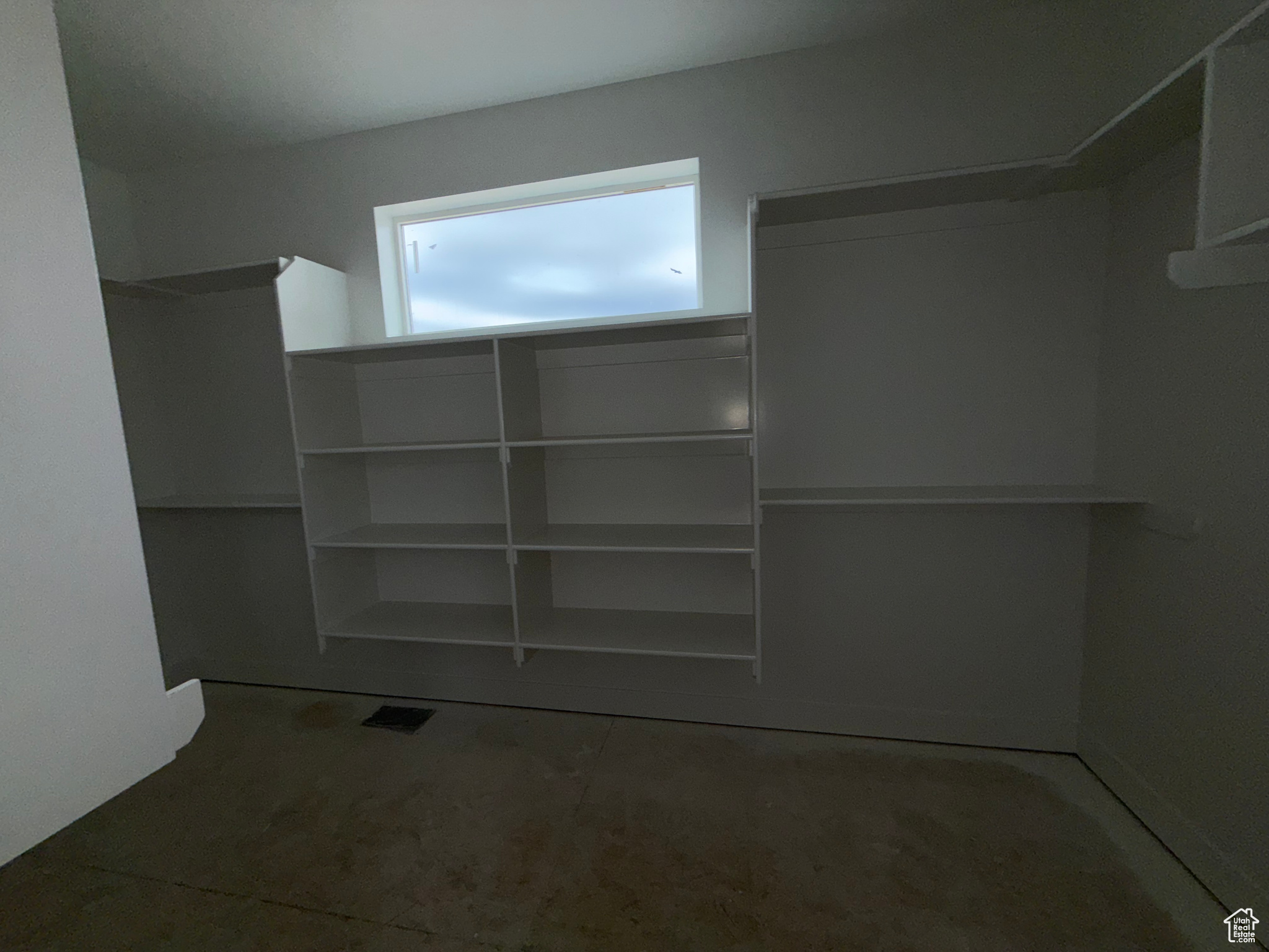 OAKS AT OAKRIDGE - Residential