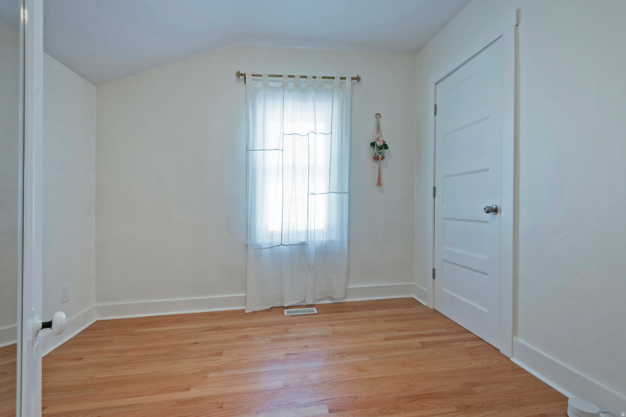 AVENUES - Residential