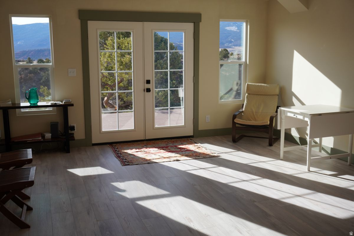 SLEEPING RAINBOW ESTATES - Residential