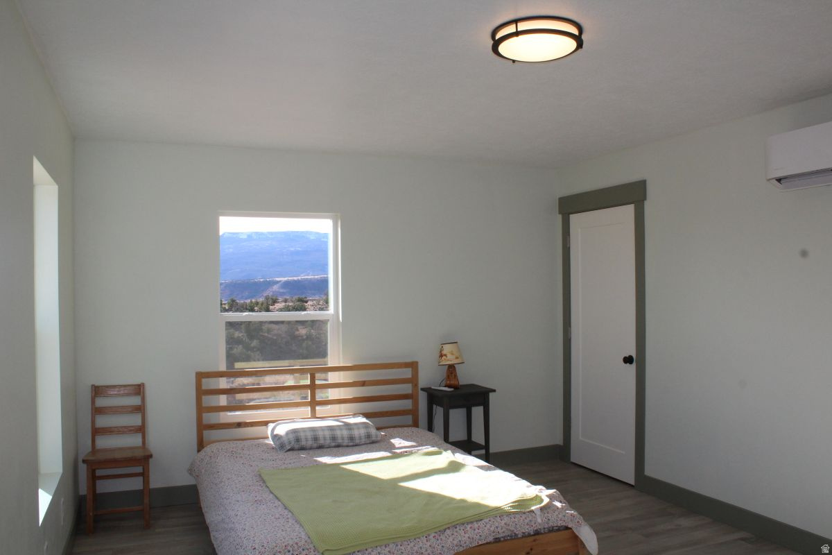 SLEEPING RAINBOW ESTATES - Residential