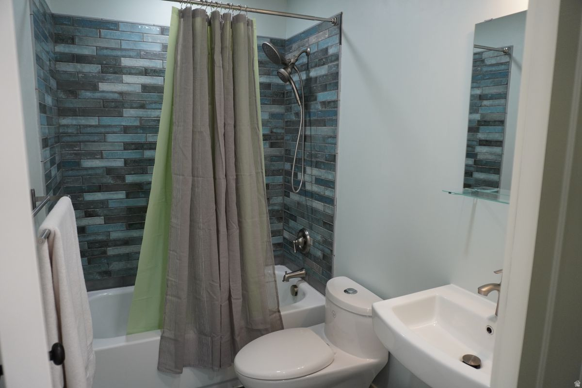 SLEEPING RAINBOW ESTATES - Residential