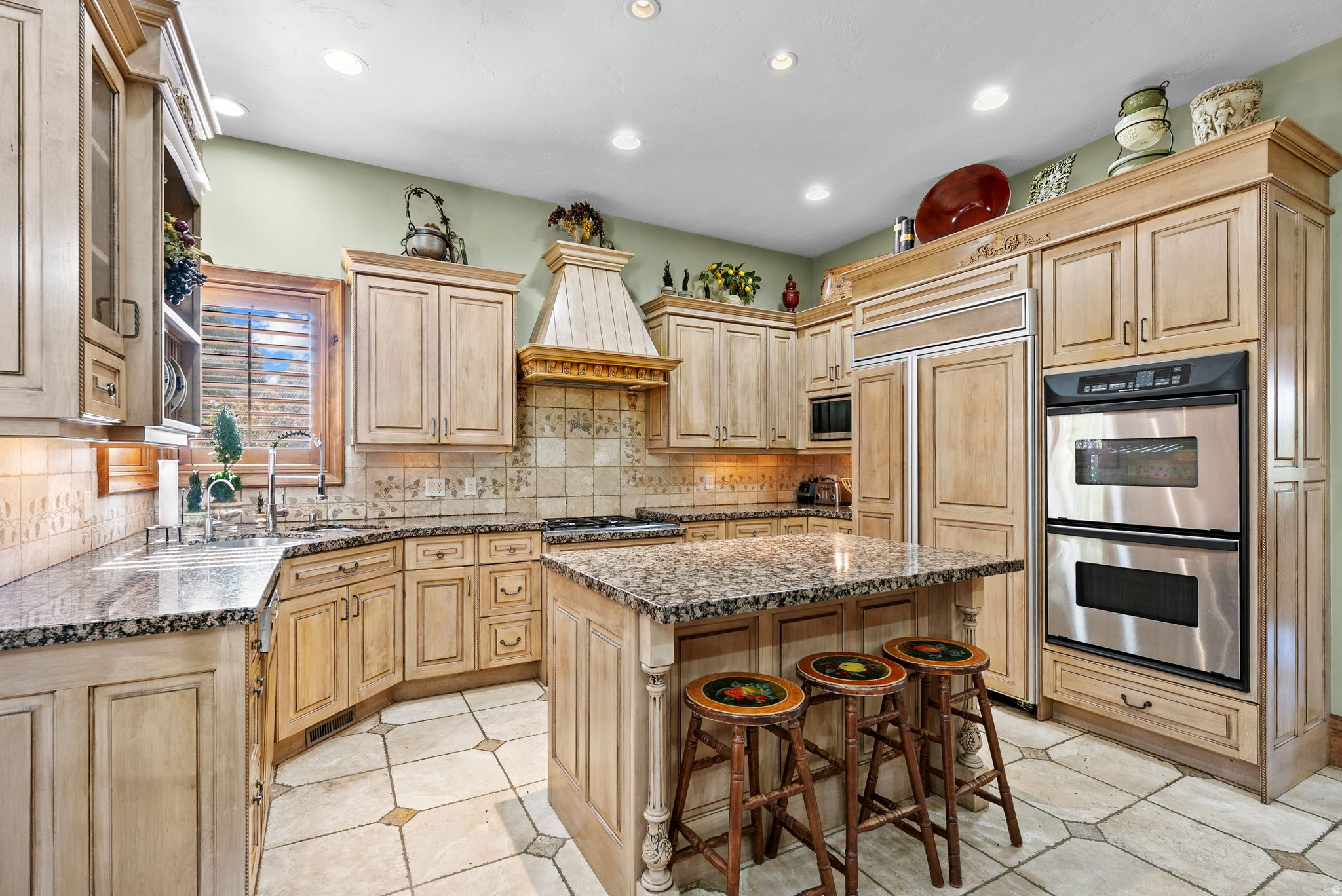 PEPPERWOOD - Residential