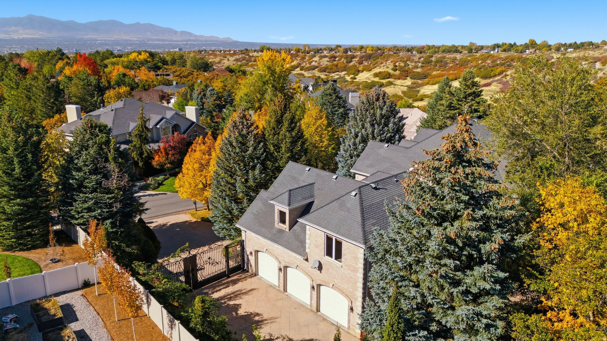 PEPPERWOOD - Residential