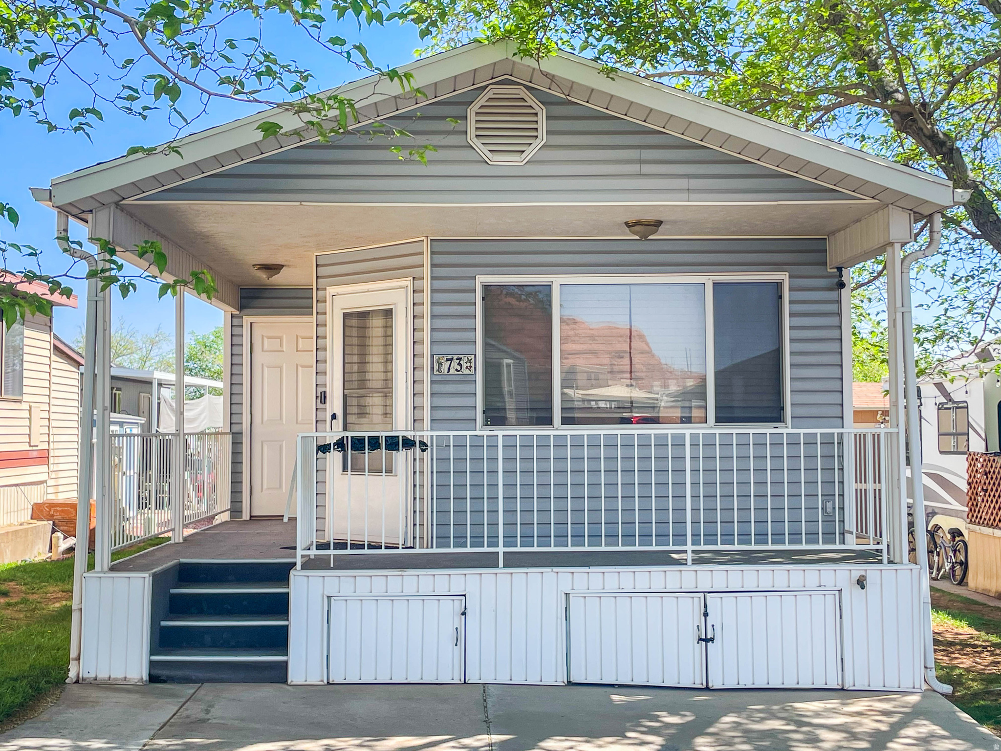 CANYON BREEZE RV RESORT - Residential