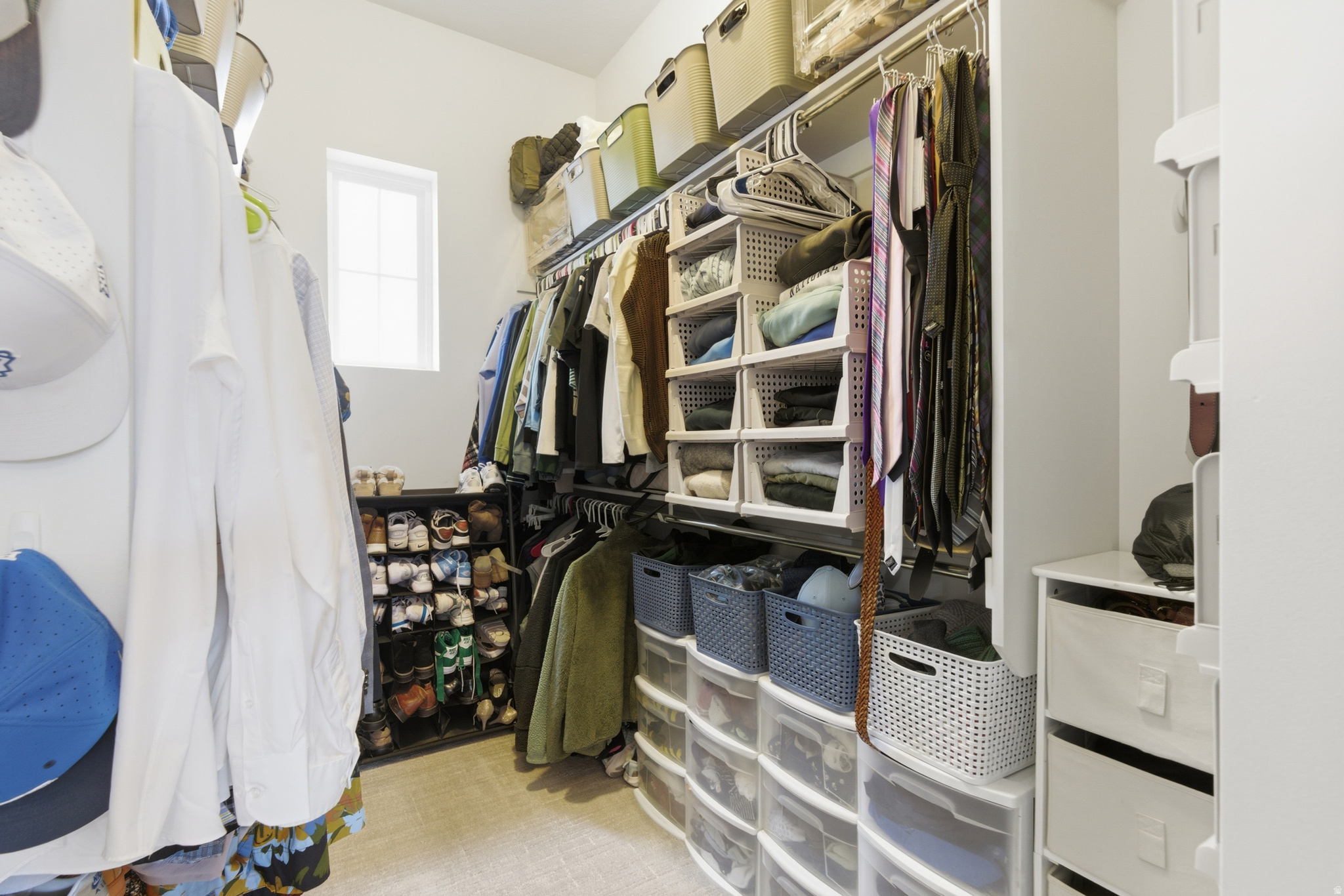 DAYBREAK - Residential