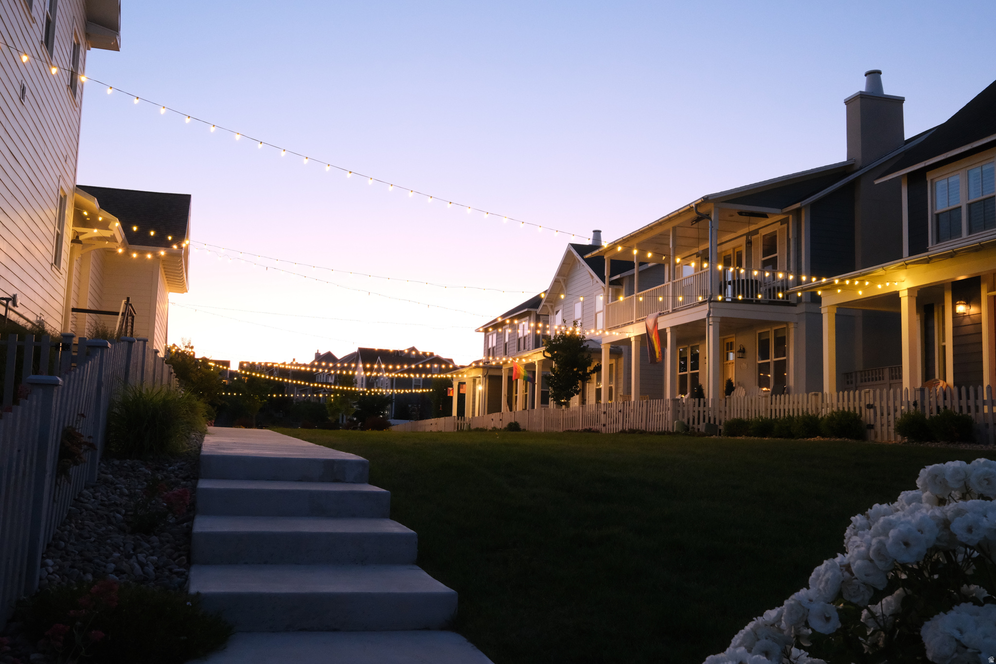 DAYBREAK - Residential