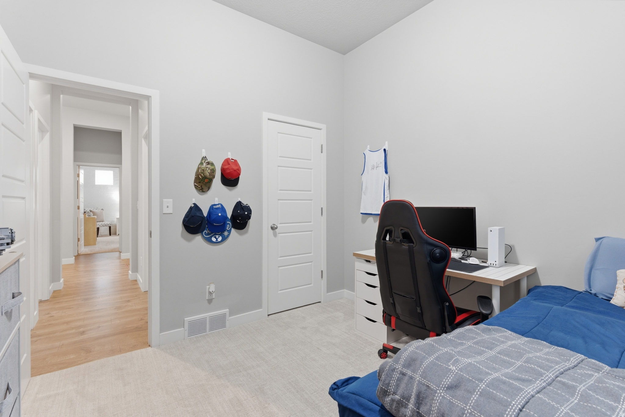 DAYBREAK - Residential