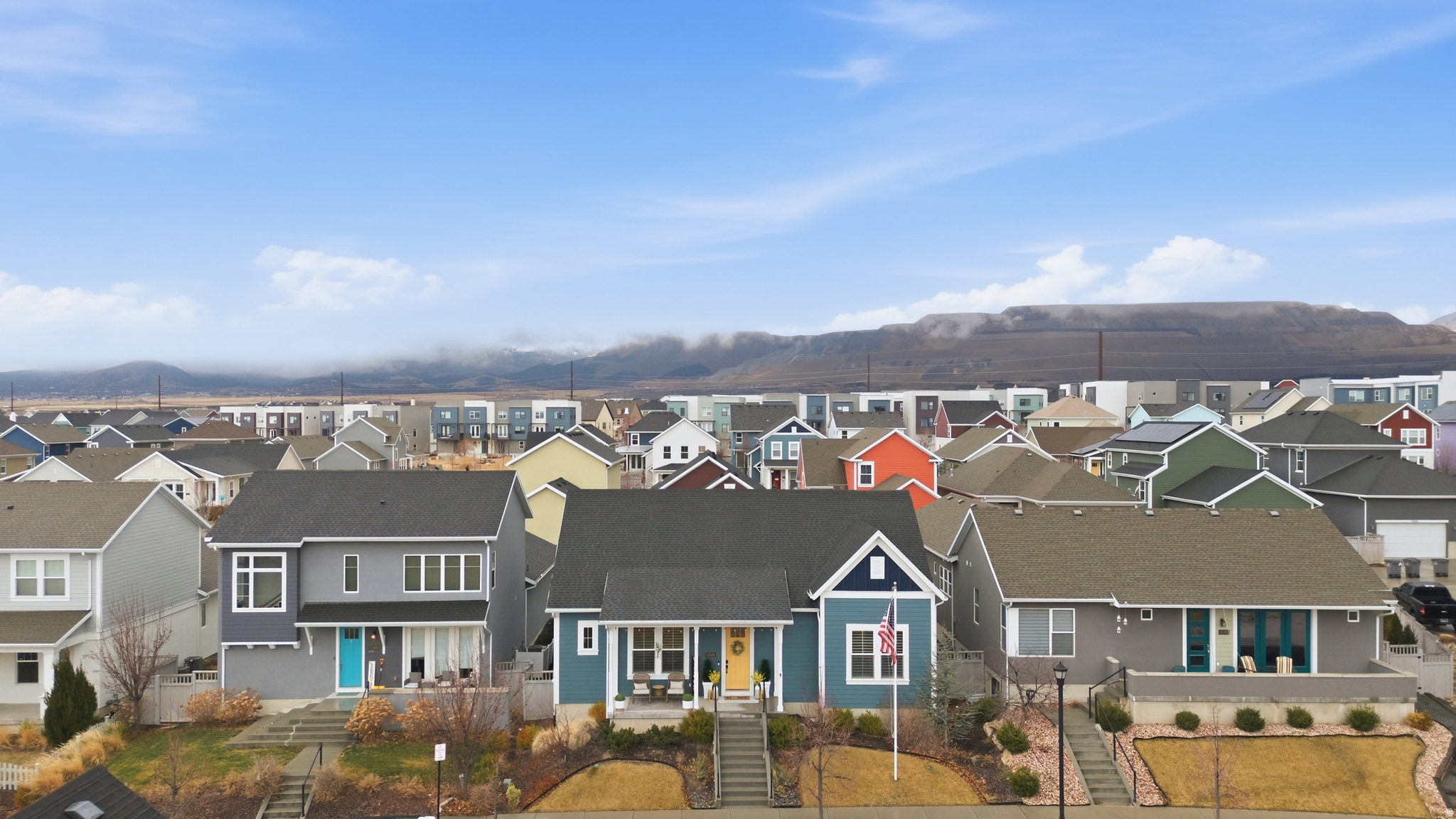 DAYBREAK - Residential