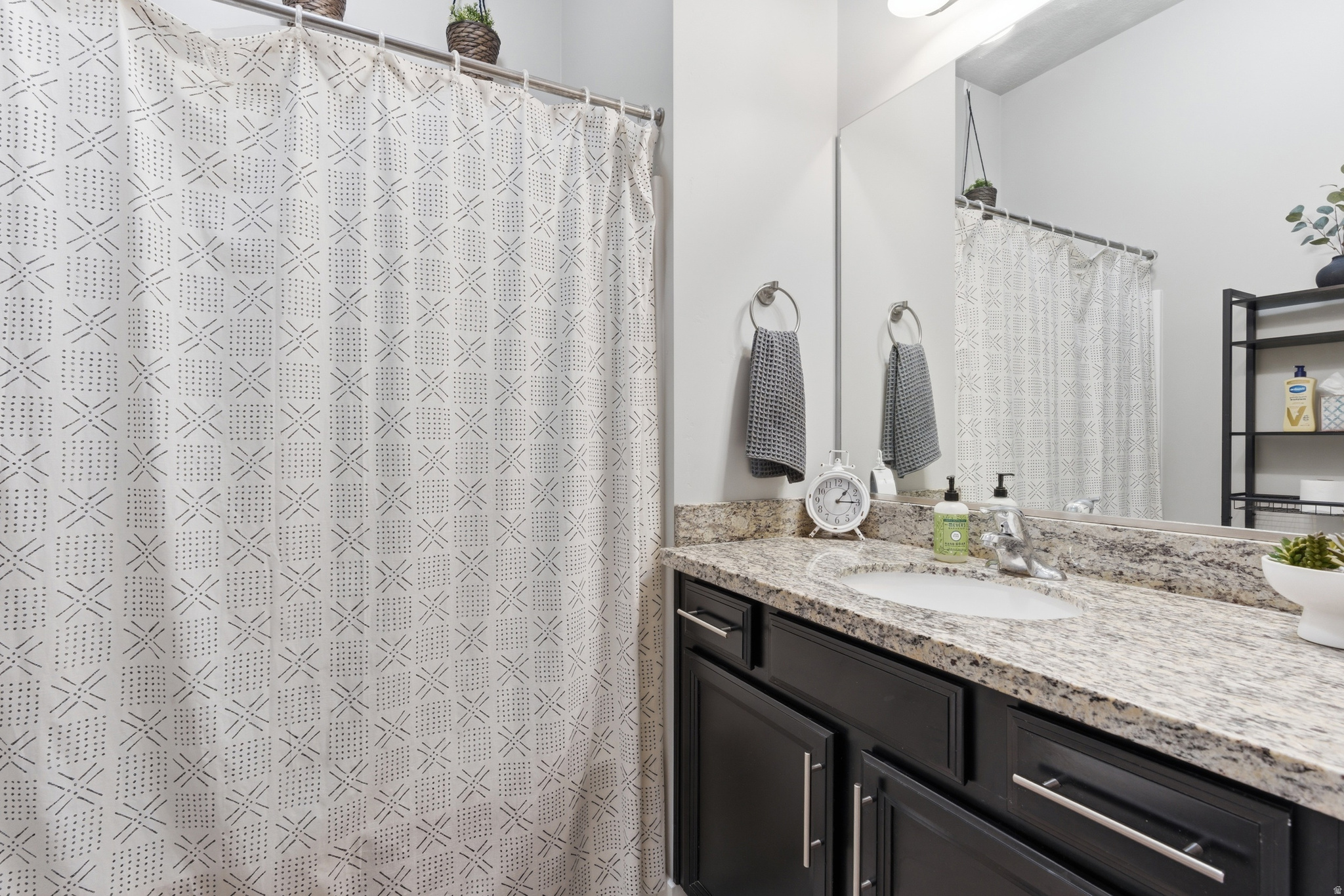 DAYBREAK - Residential