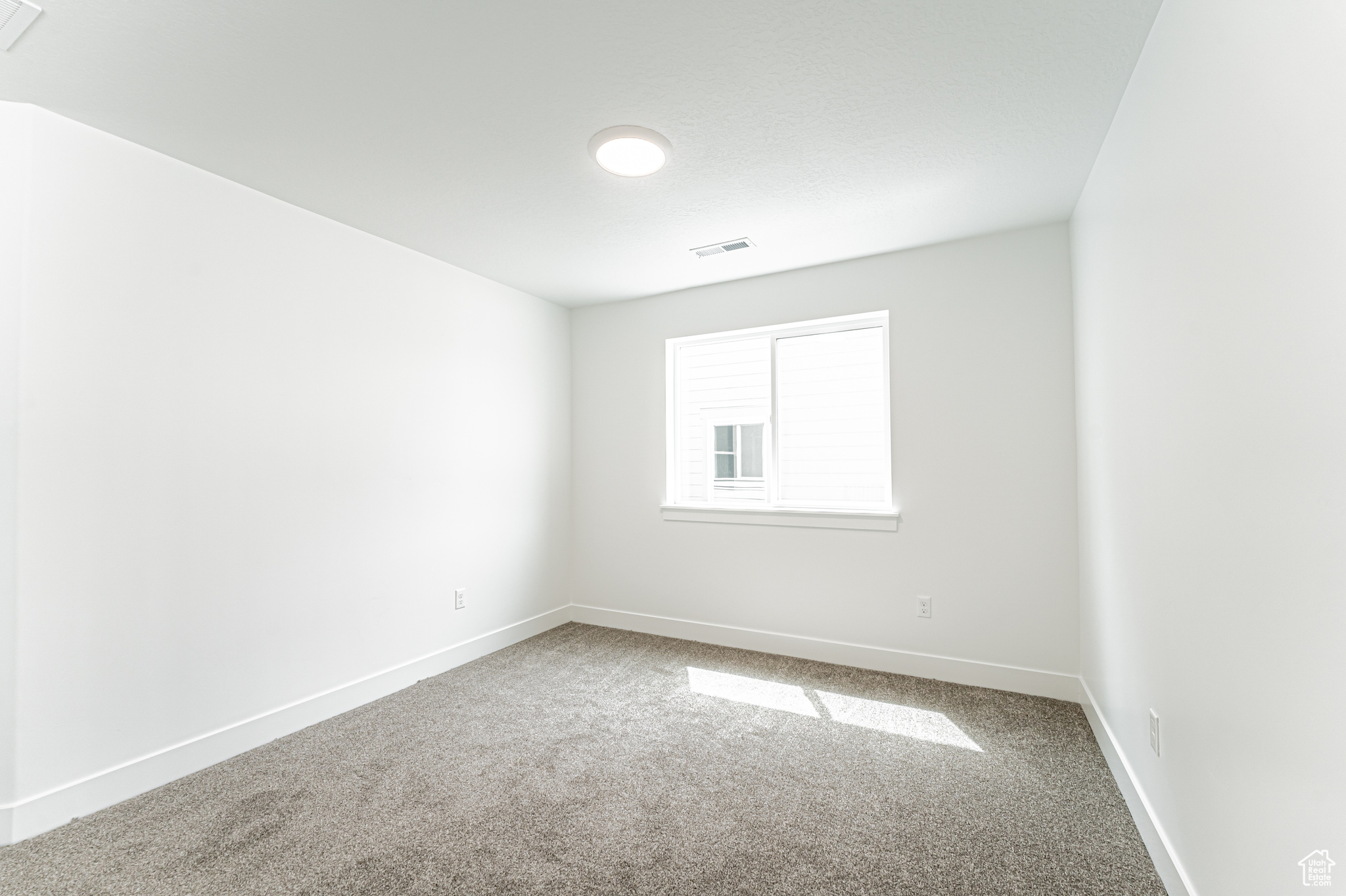 MOUNTAIN RIDGE - Residential