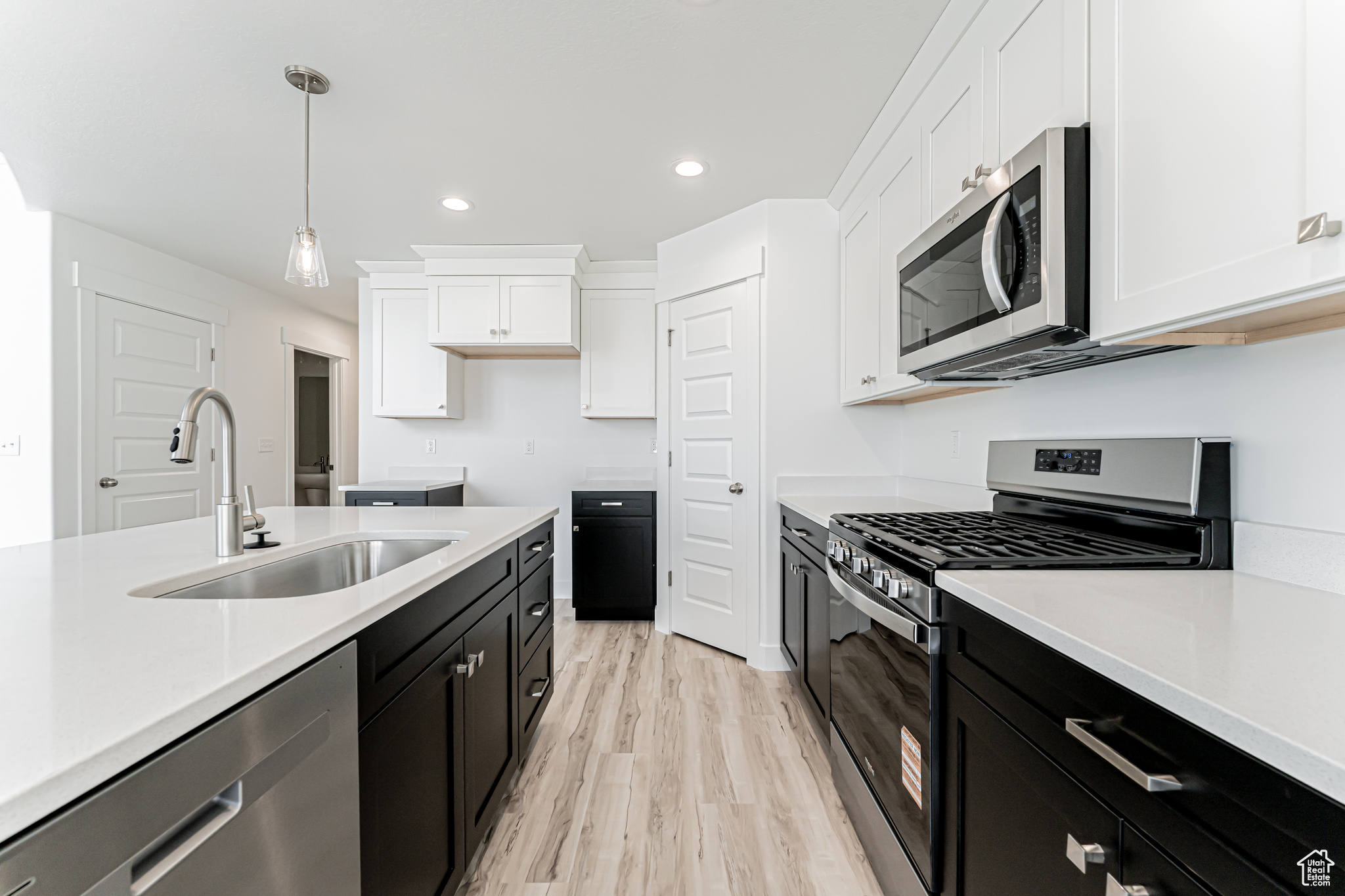 MOUNTAIN RIDGE - Residential