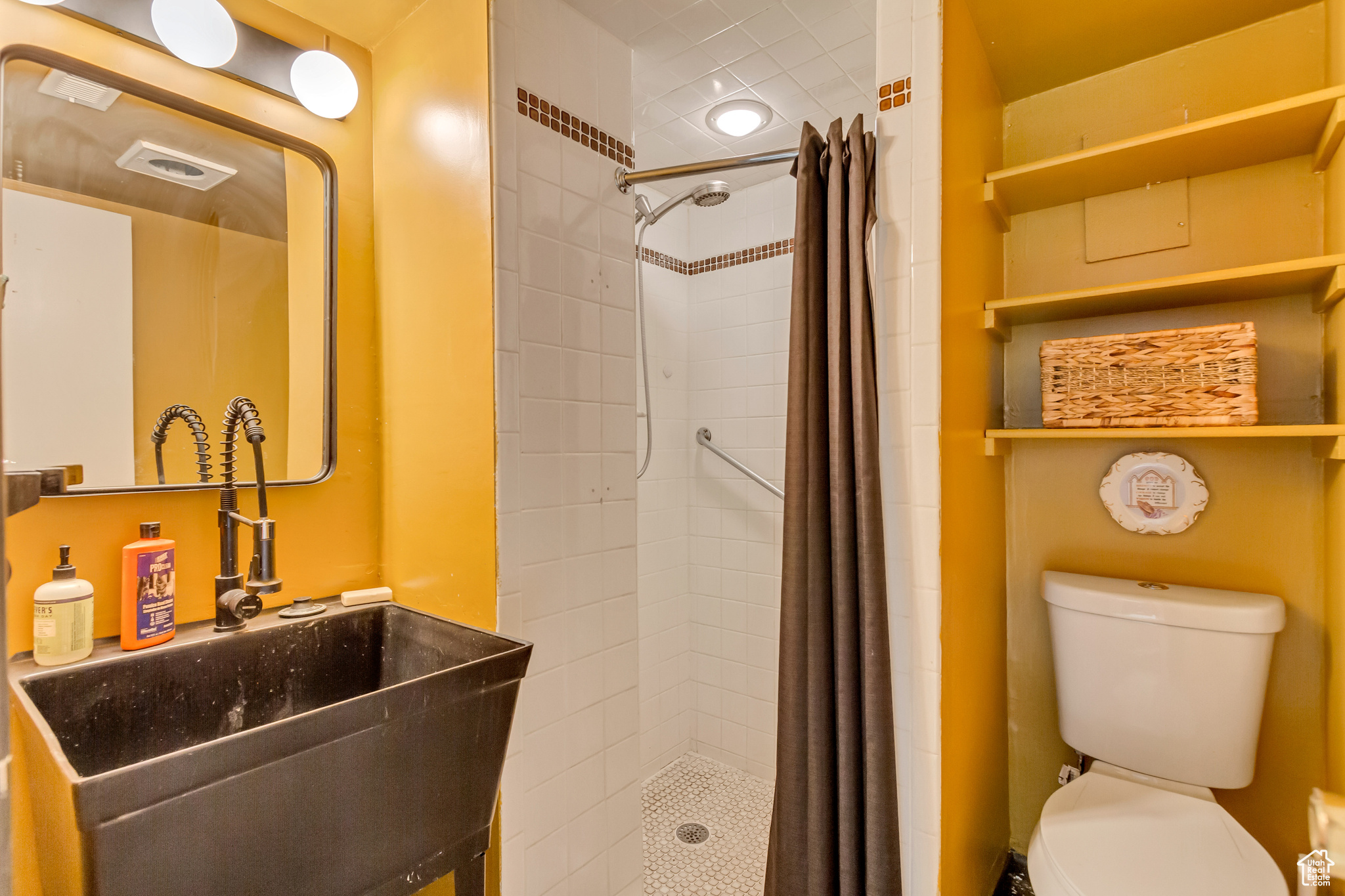 106 E Twin Peaks St, Midvale, Utah image 22