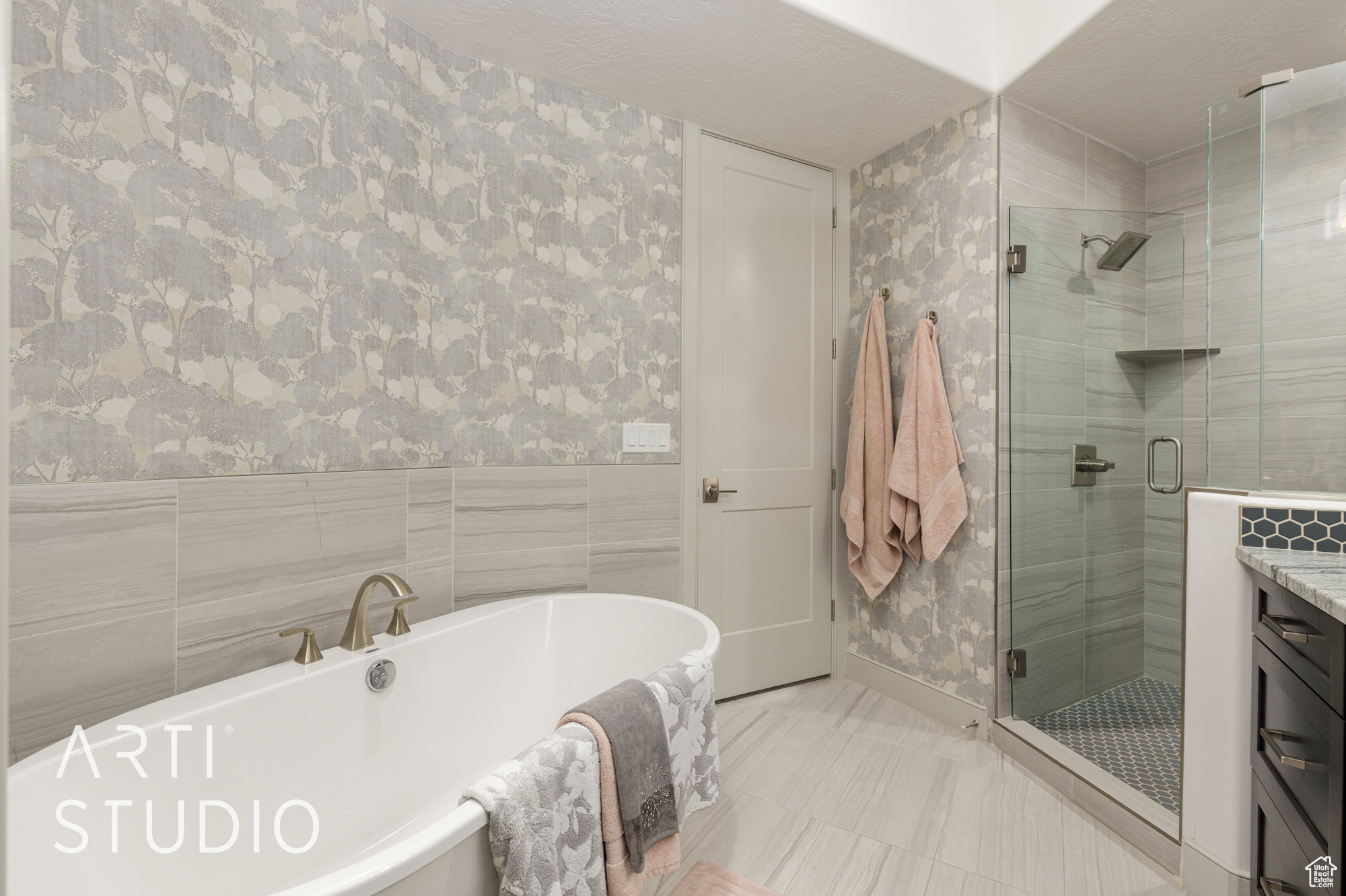 TAVA RESORT AT SAND HOLLOW - Residential